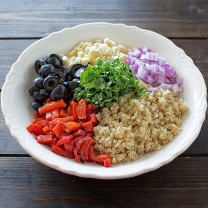 Mediterranean-Quinoa-Salad-1