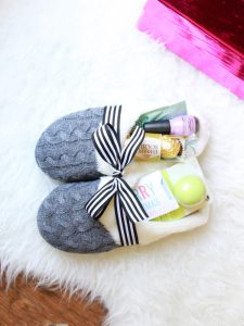 slippers-gift-title